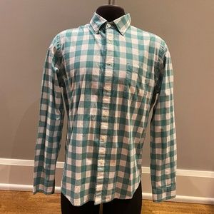Merona --Size Large Button down shirt-- Pale green and White Check